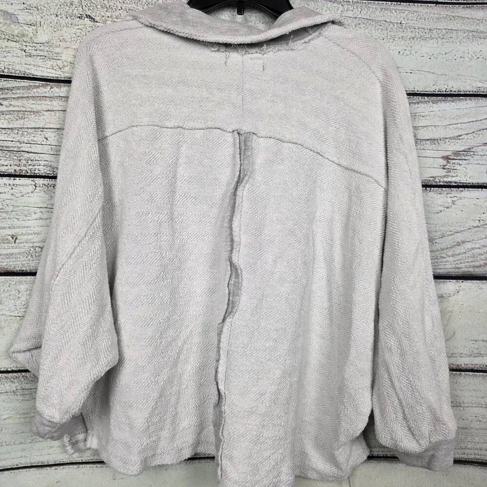 Bucket List M Gray Raw Hem Button Front Top - image 5